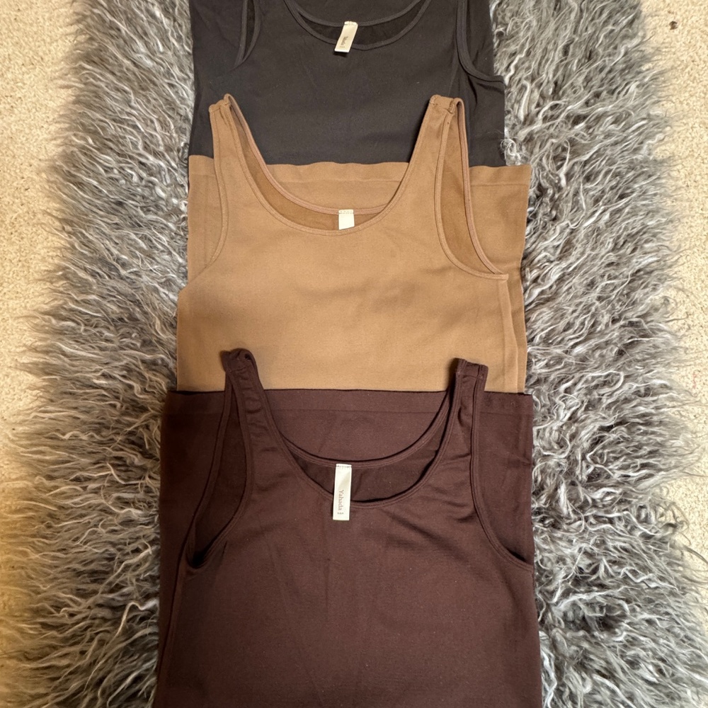 Lot 3 YahadaTank Tops-Like New Pre-Owned